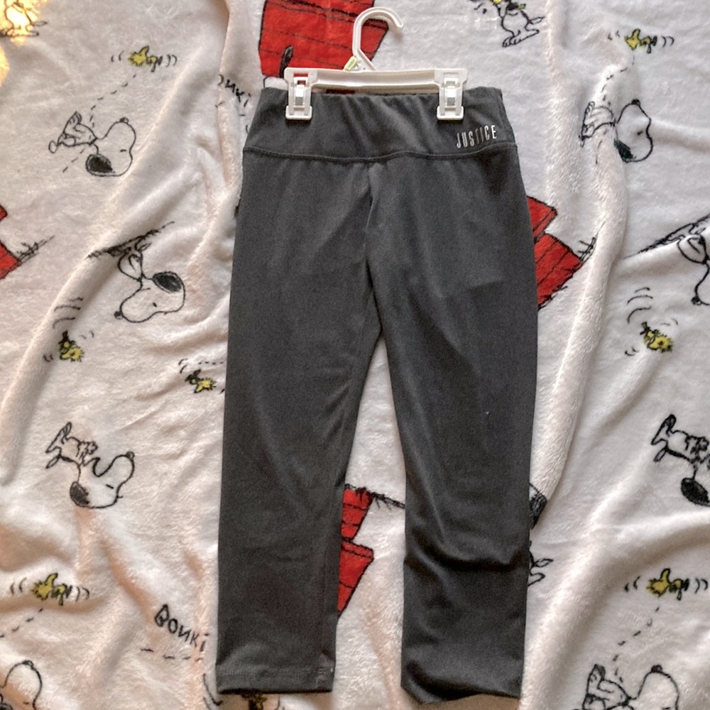 gray leggings!
